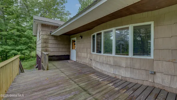 $299,000 | 2765 Highway 8, Speculator, NY 12164