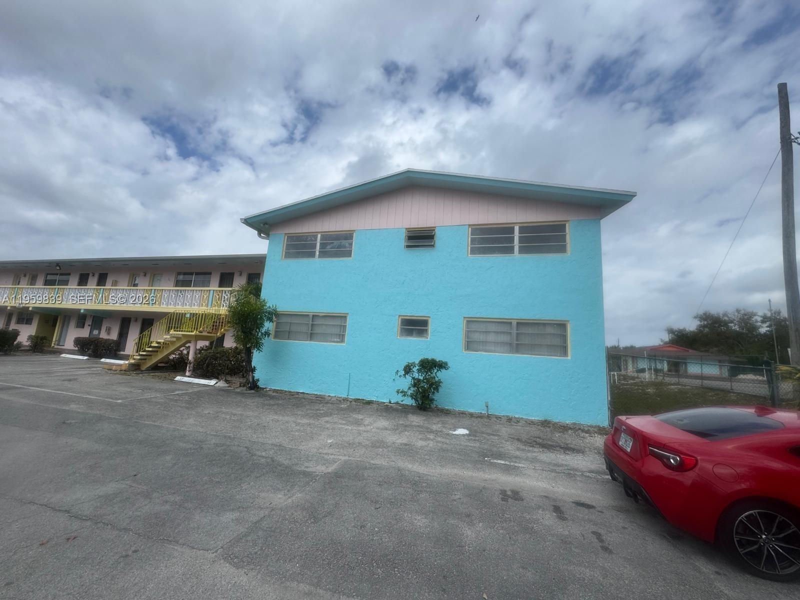 285 Northeast 191st Street, Unit 2907 Miami, FL 33179 - Photo 15 of 16