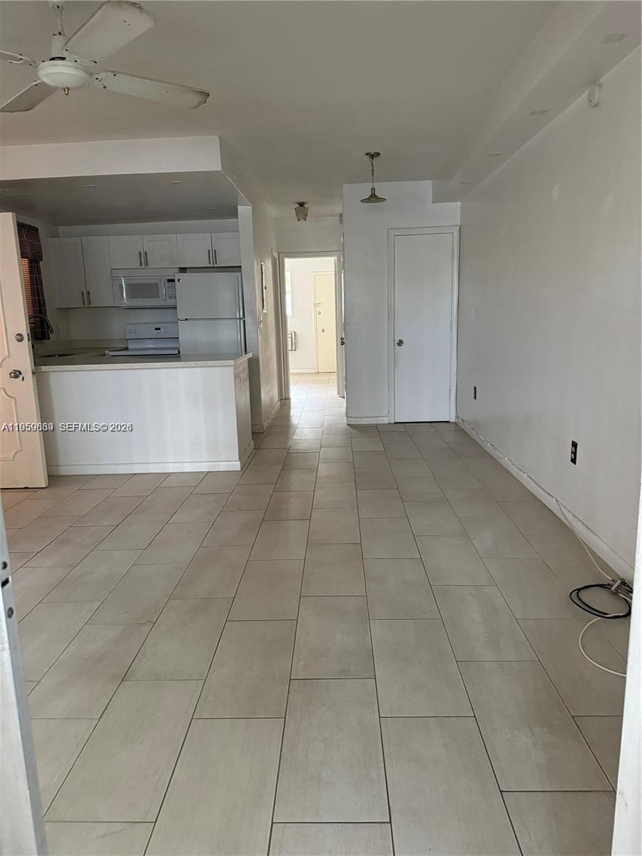 285 Northeast 191st Street, Unit 2907 Miami, FL 33179 - Photo 2 of 16