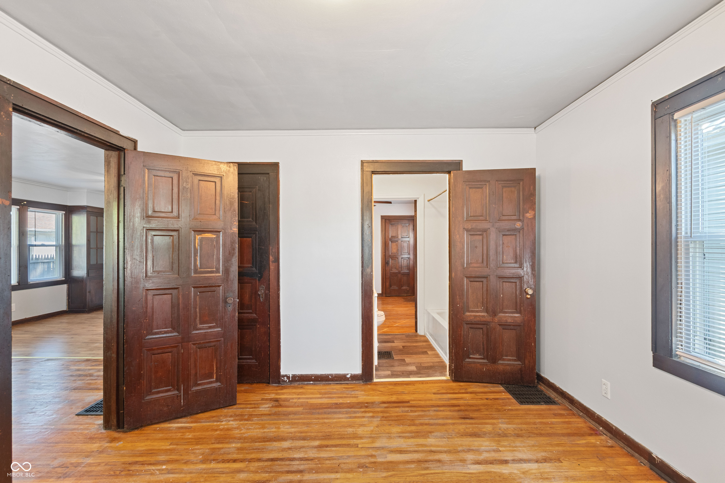 213 Hege Avenue Columbus, IN 47201 - Photo 14 of 18