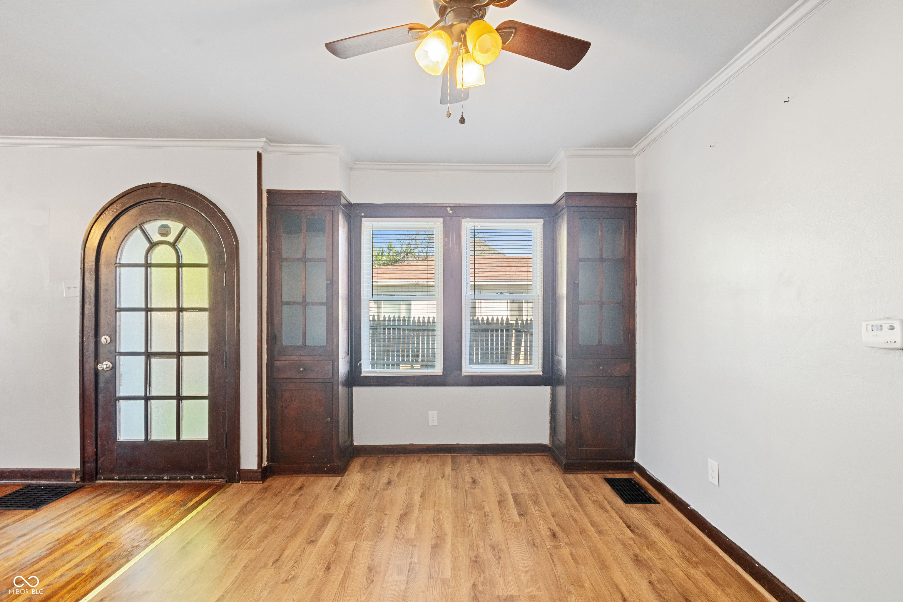 213 Hege Avenue Columbus, IN 47201 - Photo 8 of 18