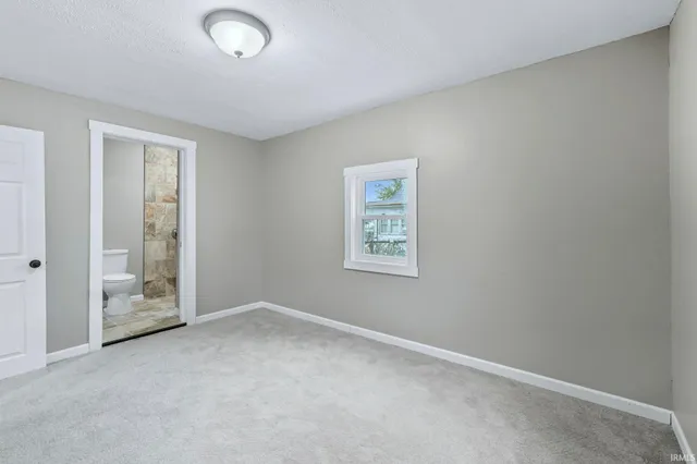 $159,900 | 1125 East Washington Street, Muncie, IN 47305