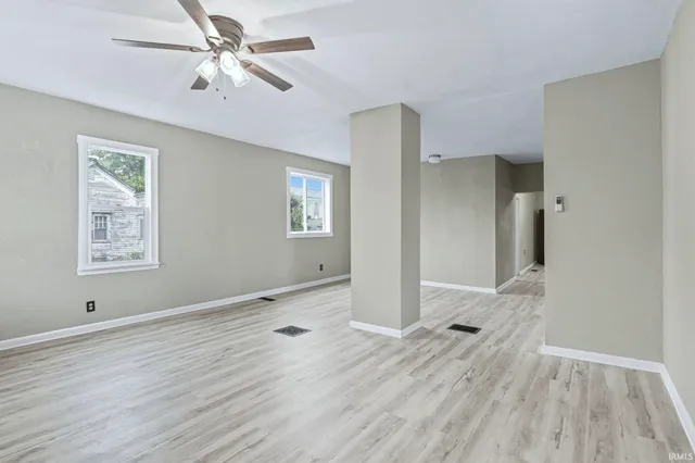 $159,900 | 1125 East Washington Street, Muncie, IN 47305