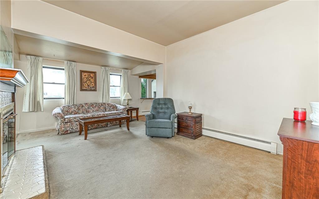 3137 Willett Road Pittsburgh, PA 15227 - Photo 7 of 23 Gallery Image 7