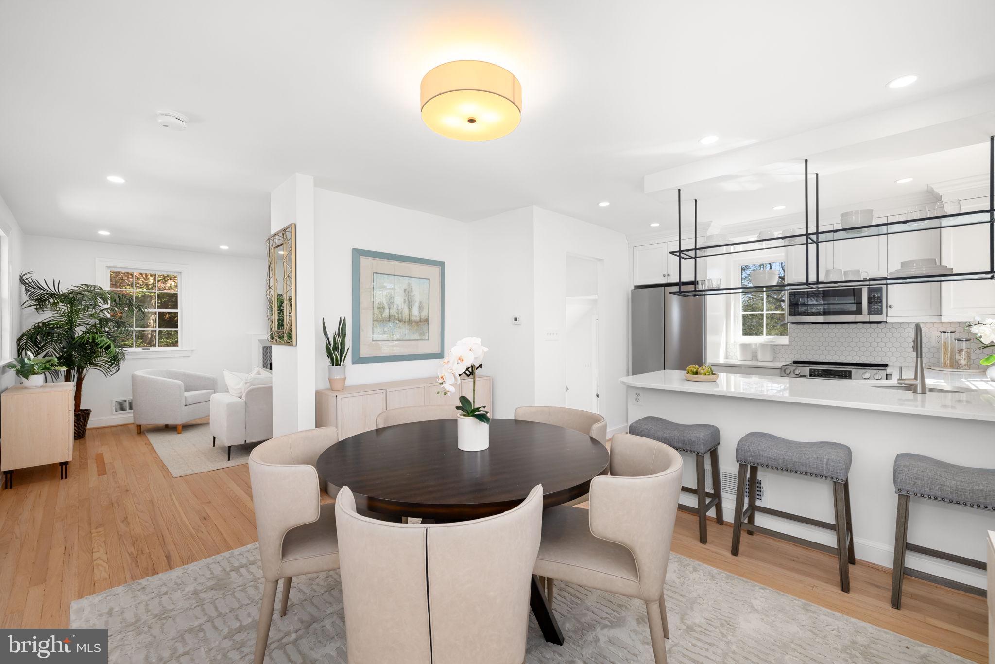 2612 Spencer Road Chevy Chase, MD 20815 - Photo 9 of 36 Dining area