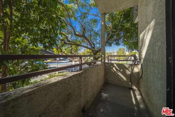 $545,000 | 730 West 4th Street, Unit 120, Long Beach, CA 90802