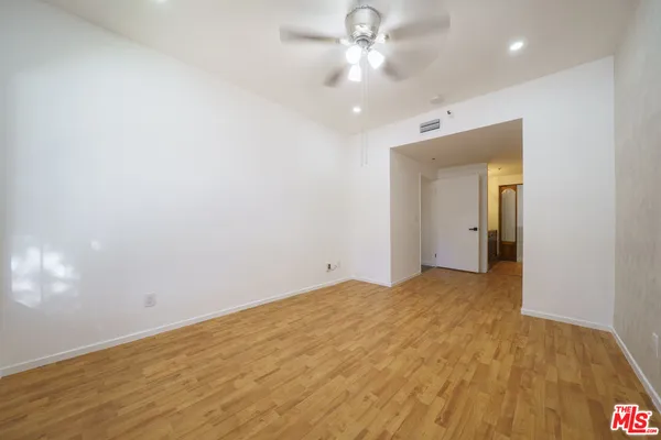 $545,000 | 730 West 4th Street, Unit 120, Long Beach, CA 90802