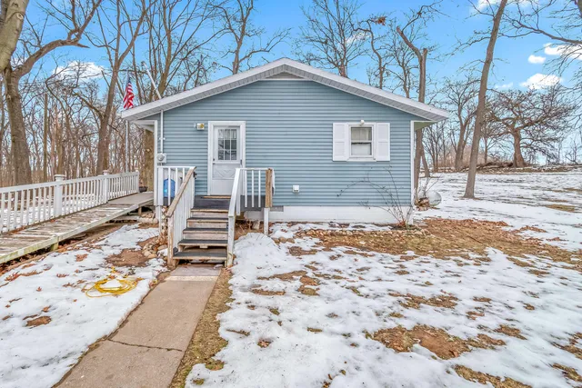 $185,000 | 542 Huycks View Drive, Coldwater, MI 49036