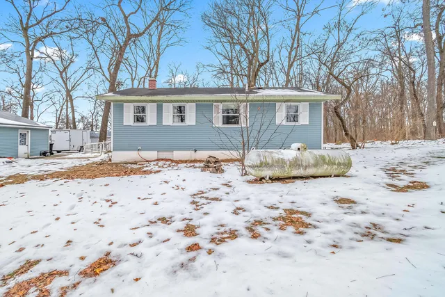 $185,000 | 542 Huycks View Drive, Coldwater, MI 49036