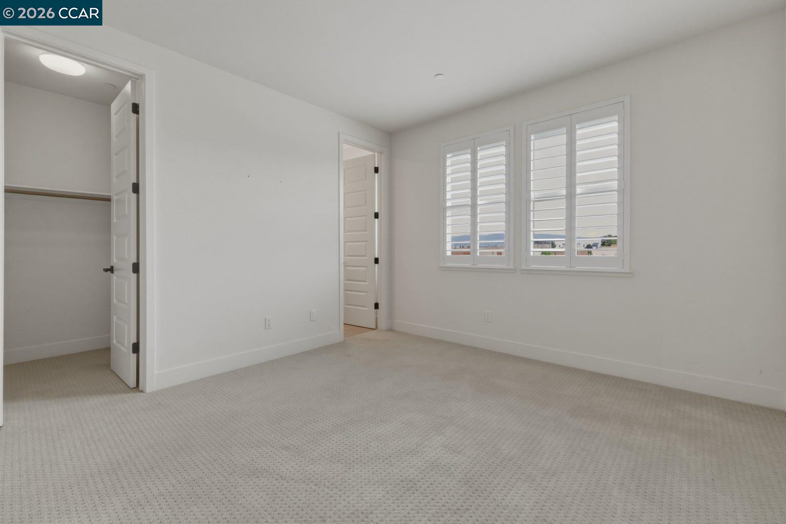 2737 5th Street Alameda, CA 94501 - Photo 23 of 37 an empty room with windows