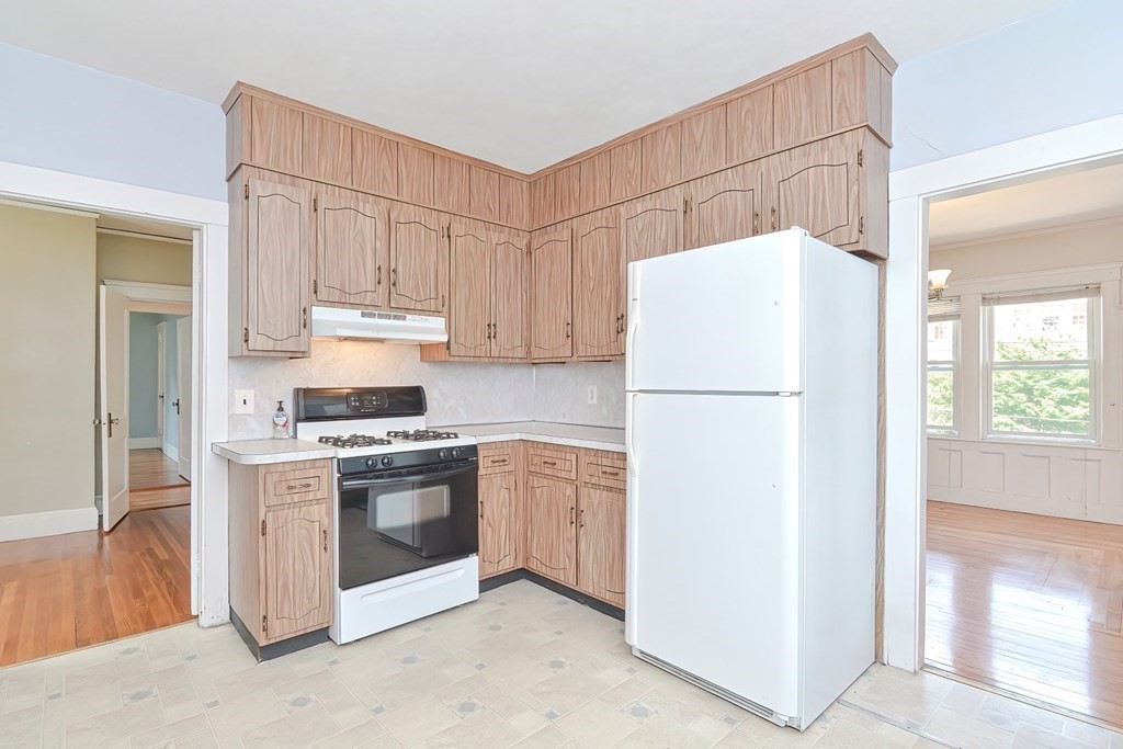 44 Concord Road Watertown, MA 02472 - Photo 19 of 32 Gallery Image 19