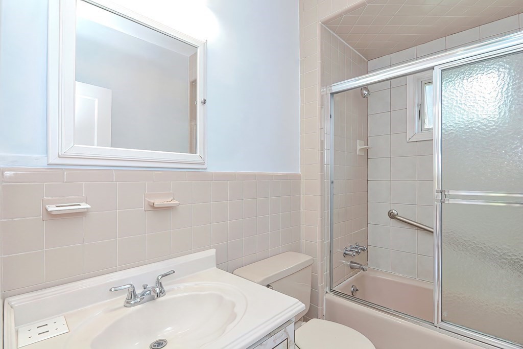 44 Concord Road Watertown, MA 02472 - Photo 21 of 32 Gallery Image 21