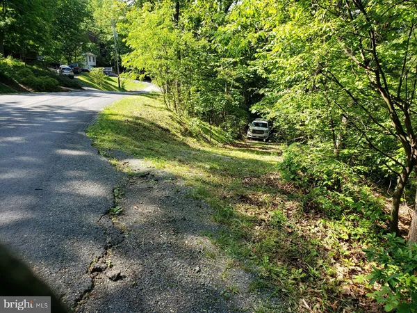 $450,000 | 0 Lakeview Drive, Cross Junction, VA 22625