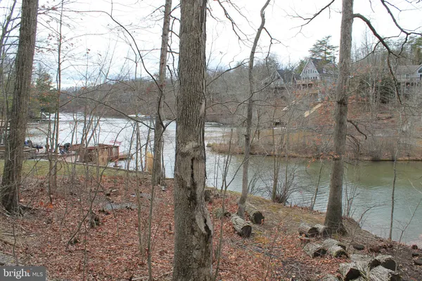 $450,000 | 0 Lakeview Drive, Cross Junction, VA 22625