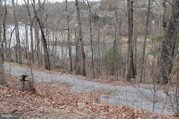 $450,000 | 0 Lakeview Drive, Cross Junction, VA 22625