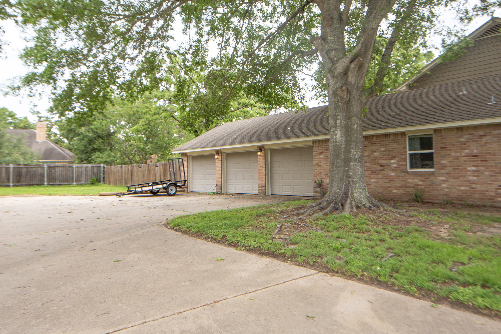 3000 Shadow Lawn Street Brenham, TX 77833 - Photo 3 of 31