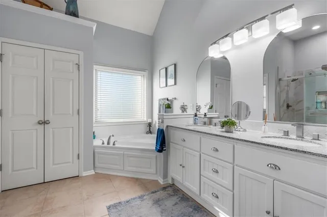 $435,000 | 3208 Tepee Court, Independence, MO 64057