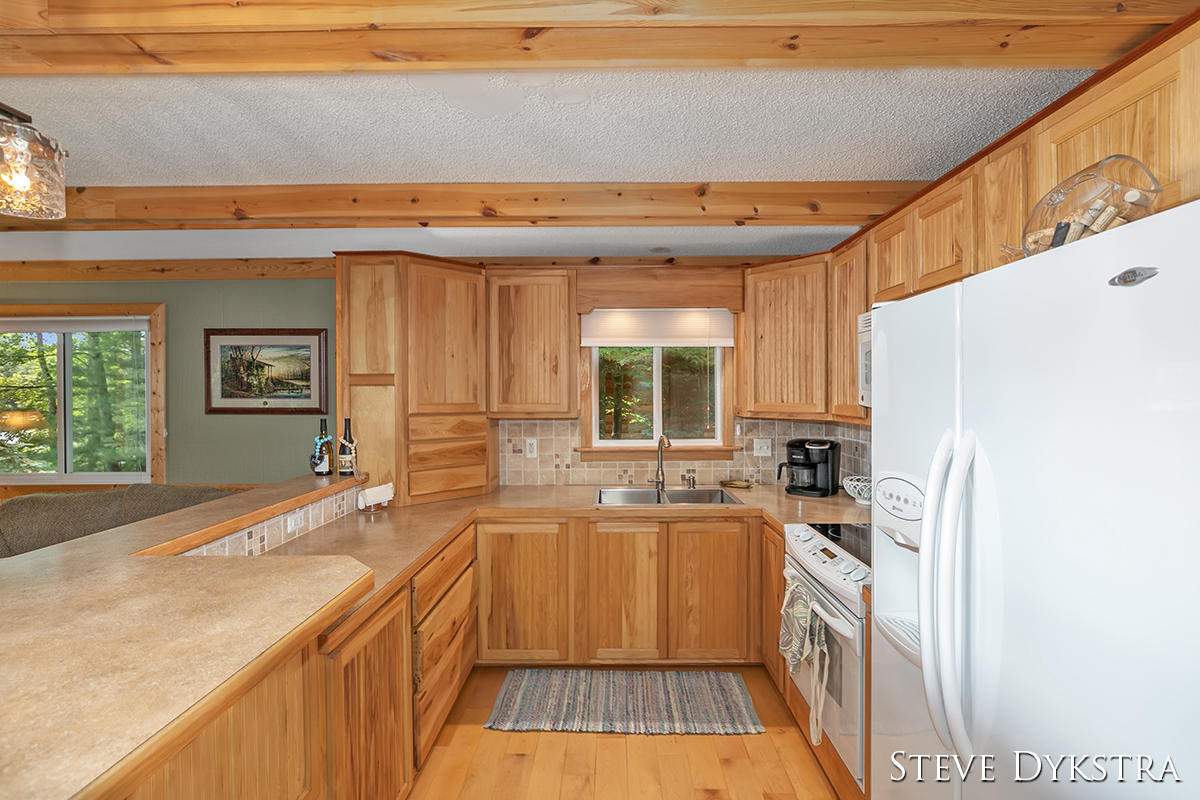 6973 North Maple Ridge Circle Irons, MI 49644 - Photo 12 of 51 IMG_1007