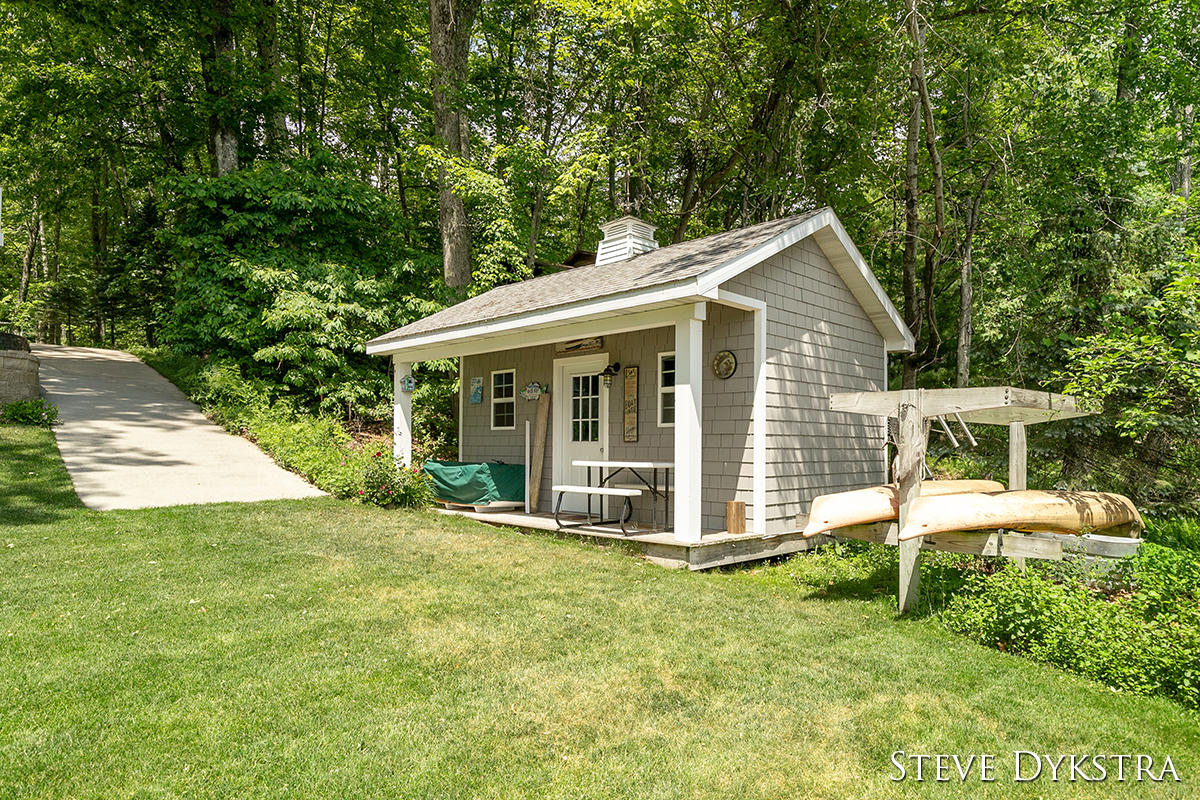 6973 North Maple Ridge Circle Irons, MI 49644 - Photo 36 of 51 IMG_1032