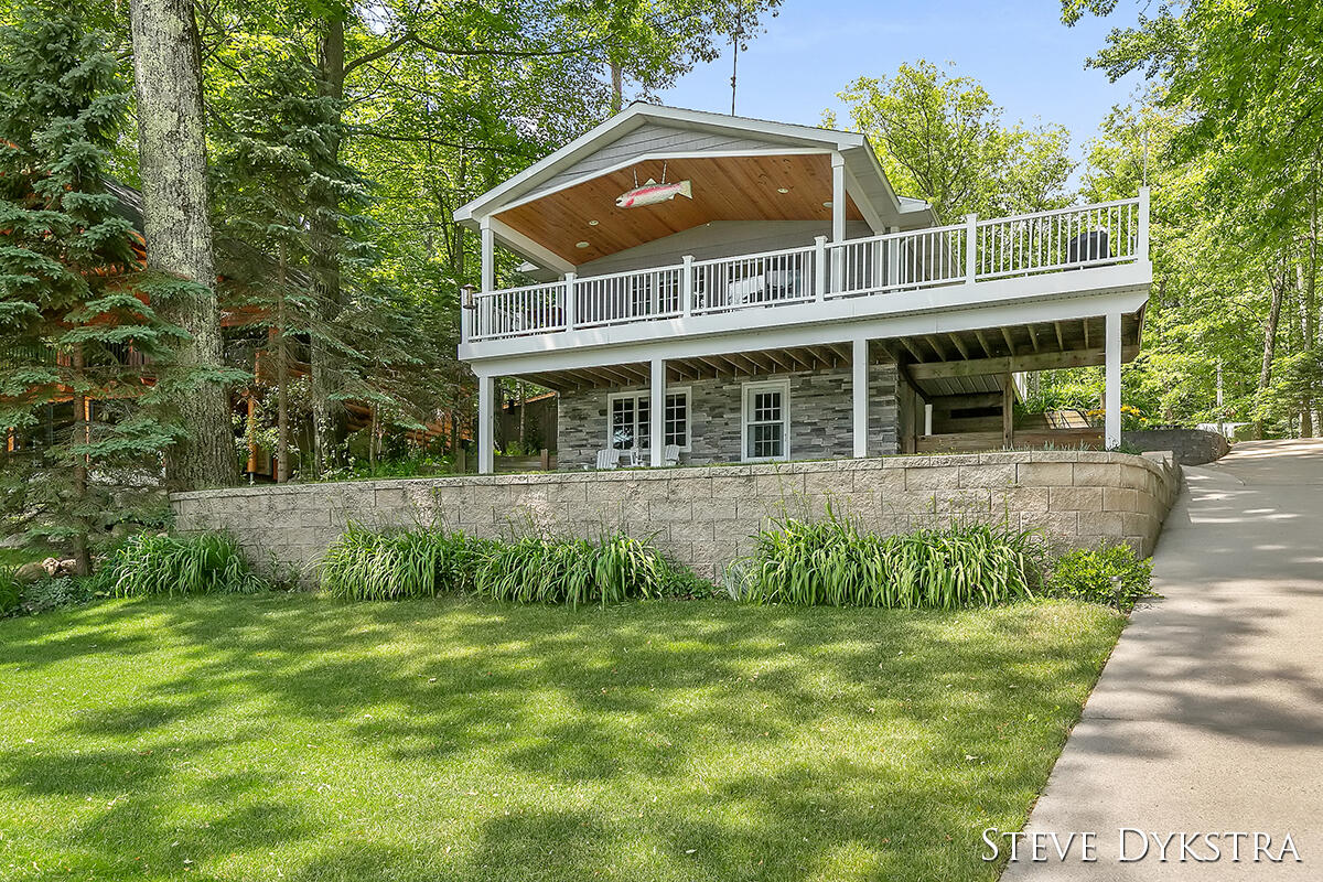 6973 North Maple Ridge Circle Irons, MI 49644 - Photo 7 of 51 IMG_1002