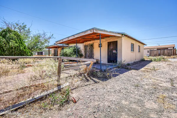 $85,000 | 120 Loma Vista Drive, Sunland Park, NM 88063