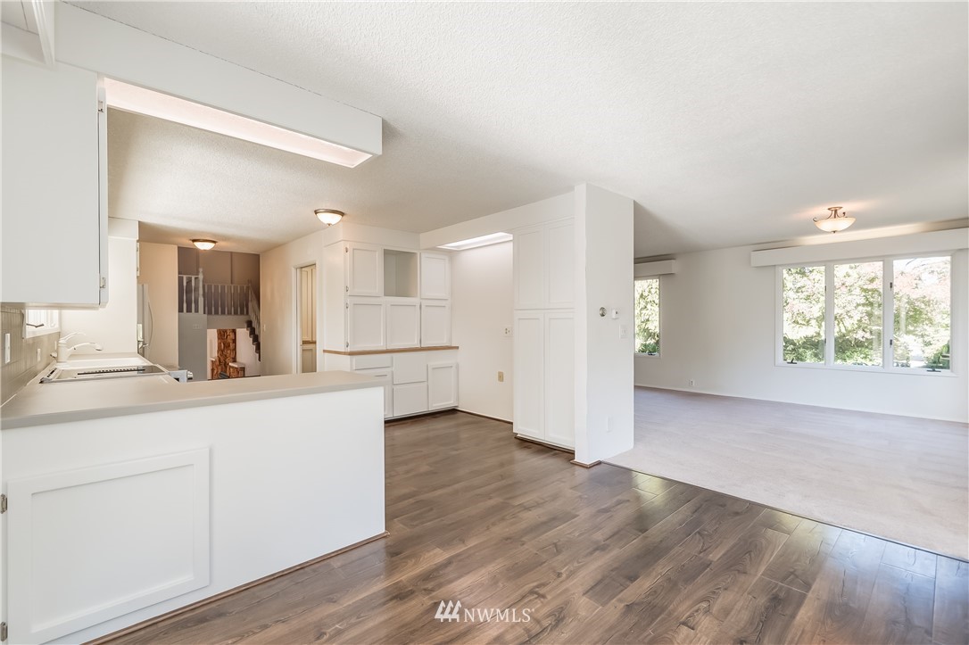 3367 Clearbrook Road Sumas, WA 98295 - Photo 12 of 25 a view of a kitchen and a window in a room