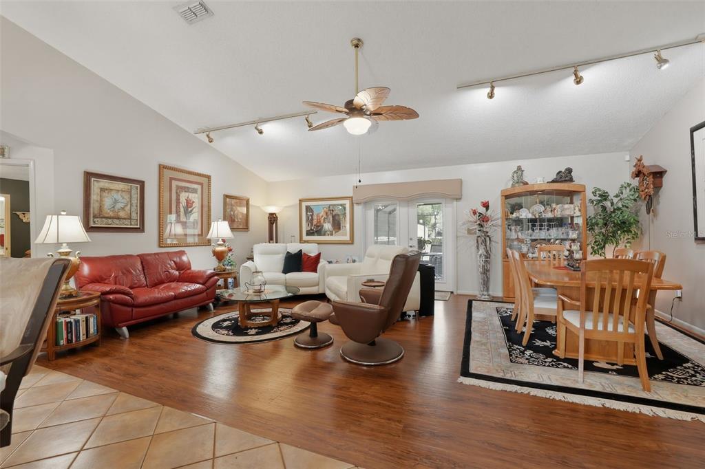 2425 Hawk Griffin Road Plant City, FL 33565 - Photo 10 of 50 Gallery Image 10