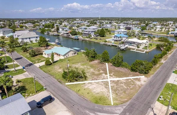 $179,900 | 1 Flexer Drive, Hernando Beach, FL 34607