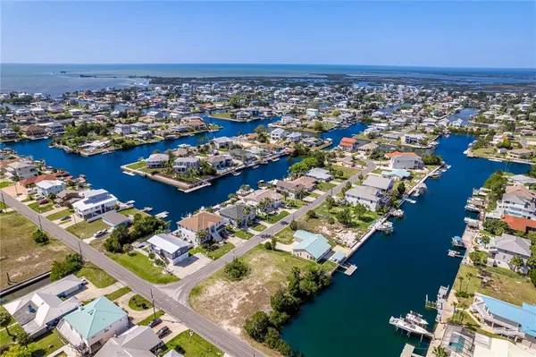 $179,900 | 1 Flexer Drive, Hernando Beach, FL 34607