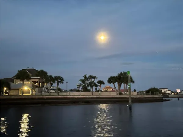 $179,900 | 1 Flexer Drive, Hernando Beach, FL 34607