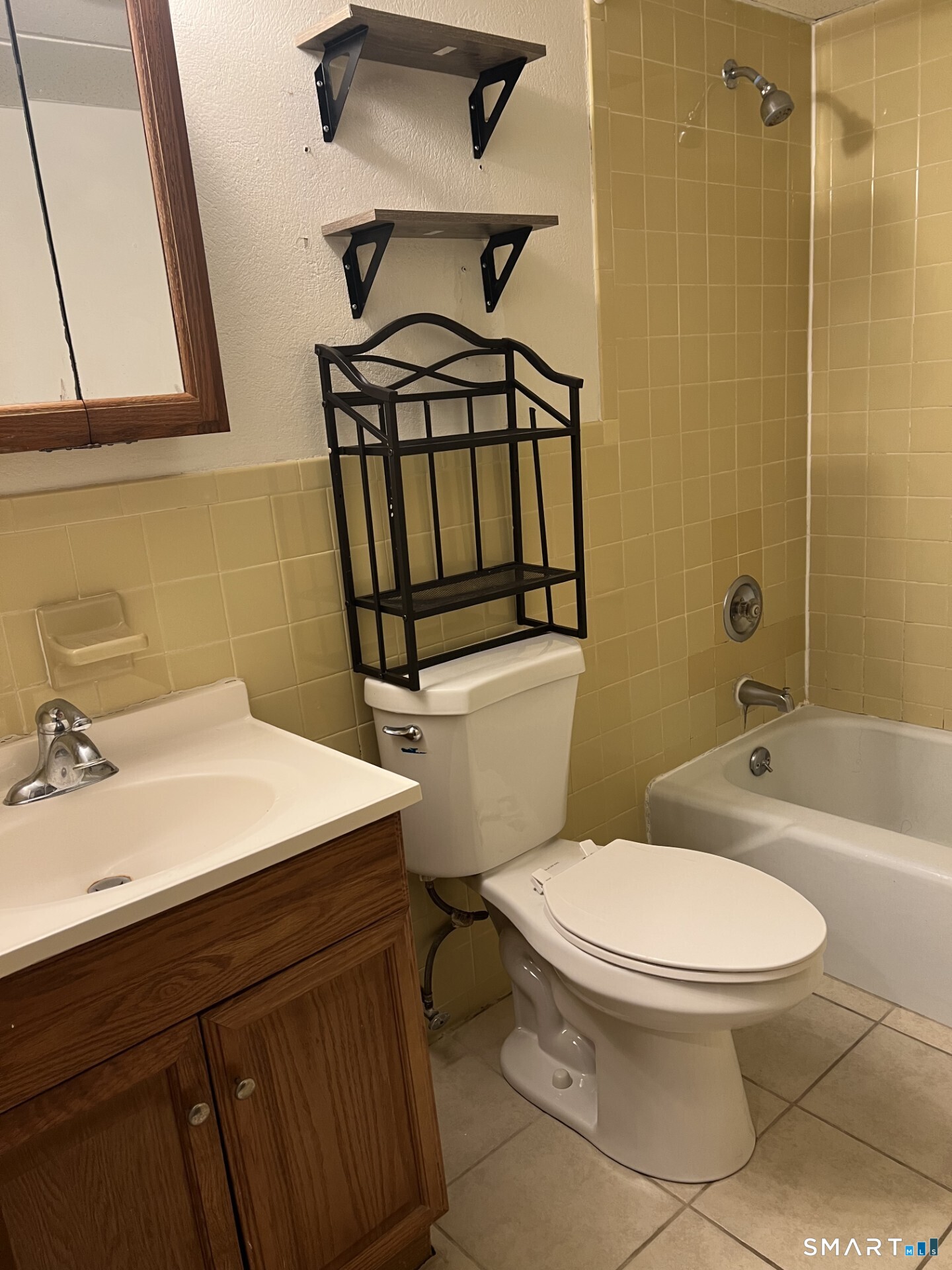 126 Triangle Street, Unit A41 Danbury, CT 06810 - Photo 13 of 16
