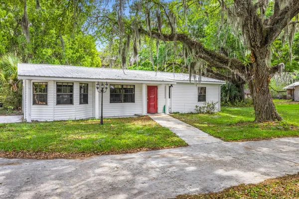 $289,000 | 536 Southeast 16th Avenue, Okeechobee, FL 34974