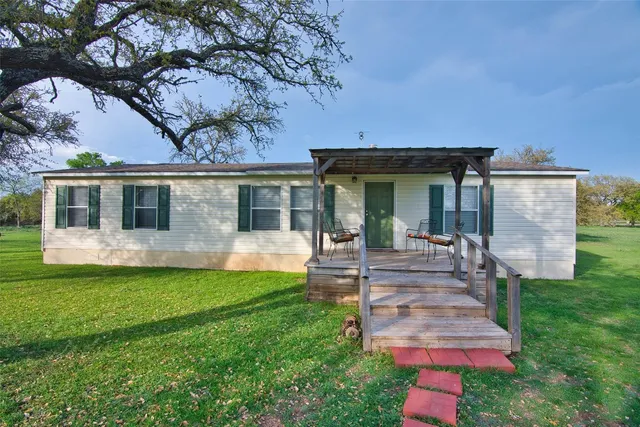 $4,726,820 | 2350 Cr 228 Florence Tx 76527, Florence, TX 76527