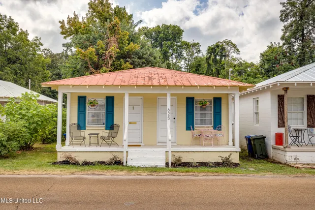 $159,900 | 625 North Wall Street, Natchez, MS 39120
