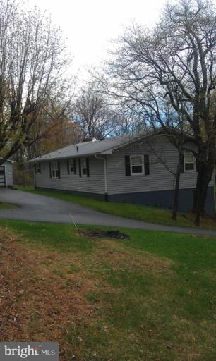 21990 Blue Ridge Mountain Road Paris, VA 20130 - Photo 25 of 30 Exterior (Rear)
