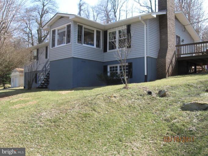 21990 Blue Ridge Mountain Road Paris, VA 20130 - Photo 7 of 30 Exterior (Main)