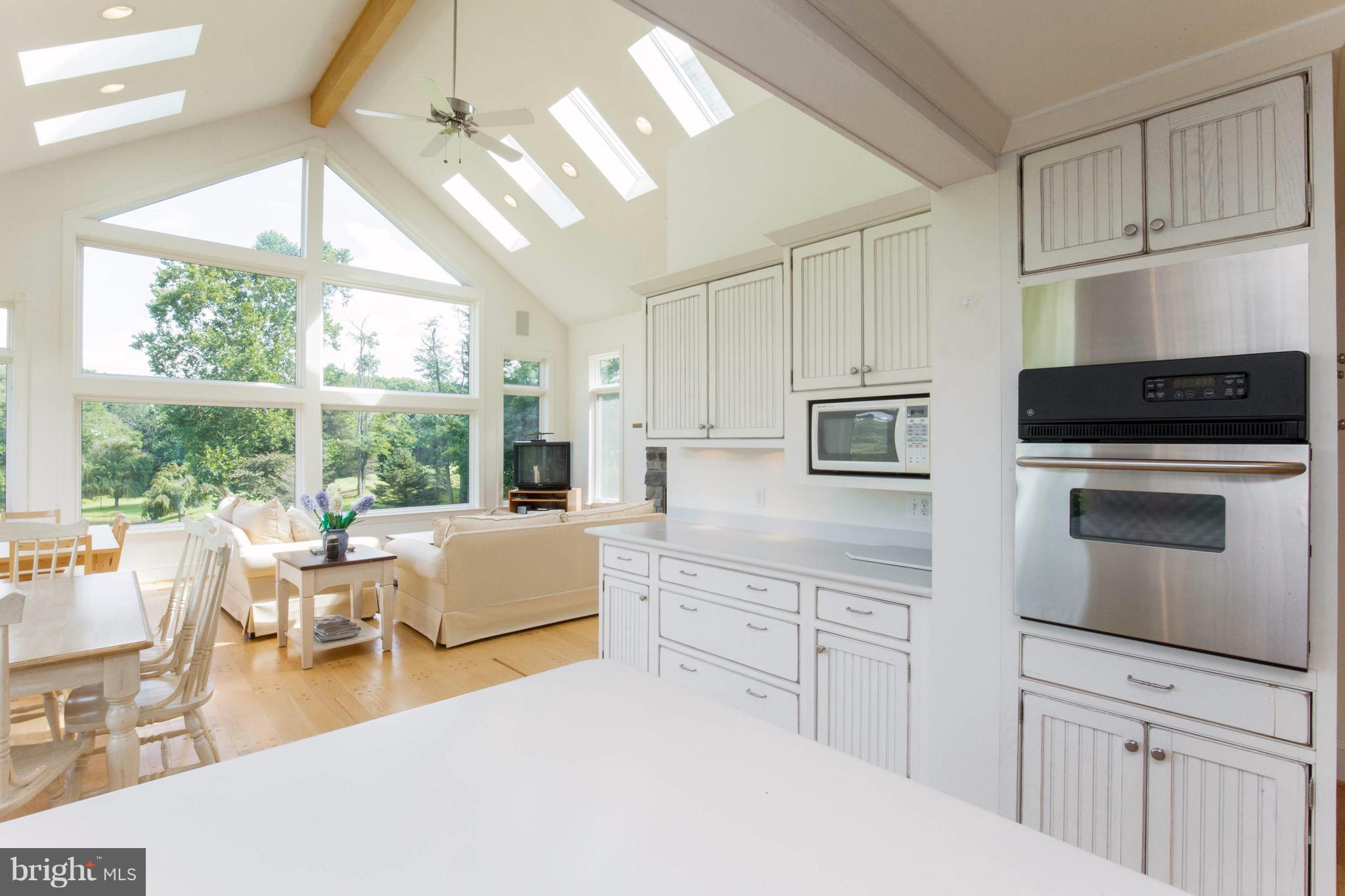 3173 Daisy Road Woodbine, MD 21797 - Photo 15 of 30 Kitchen Overlooking Family Room