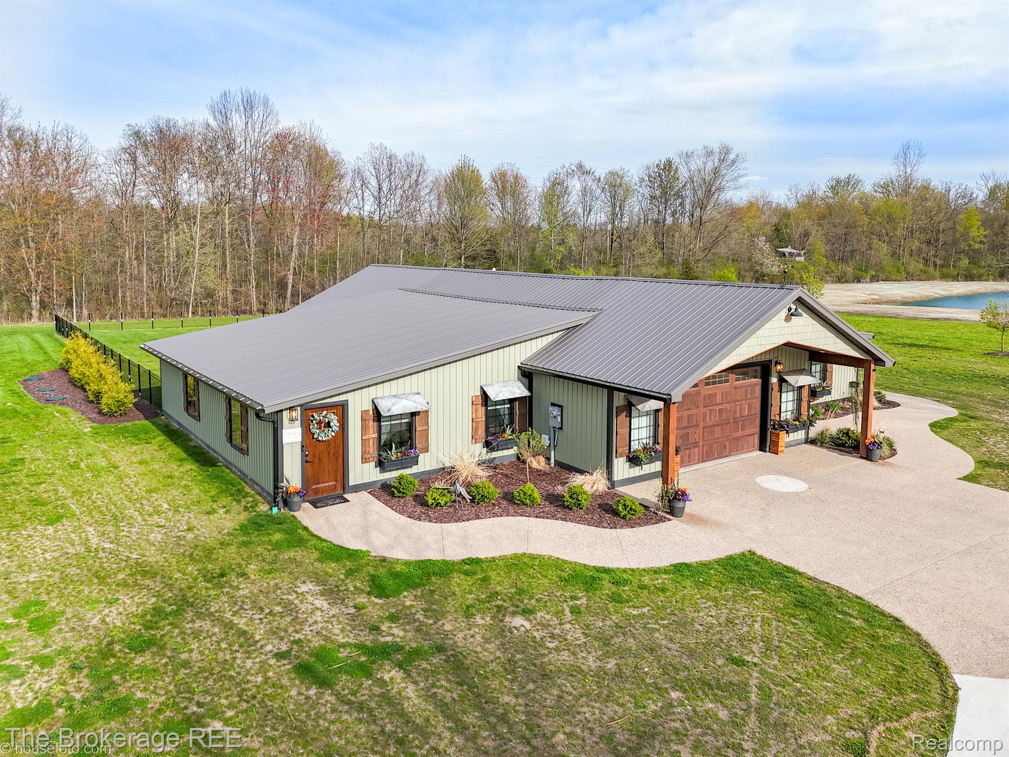6179 Carpenter Road Flushing, MI 48433 - Photo 10 of 85