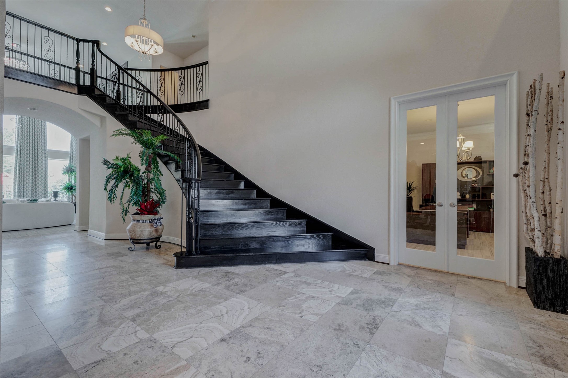 2310 Legends Way Katy, TX 77493 - Photo 7 of 50 a view of entryway and hall
