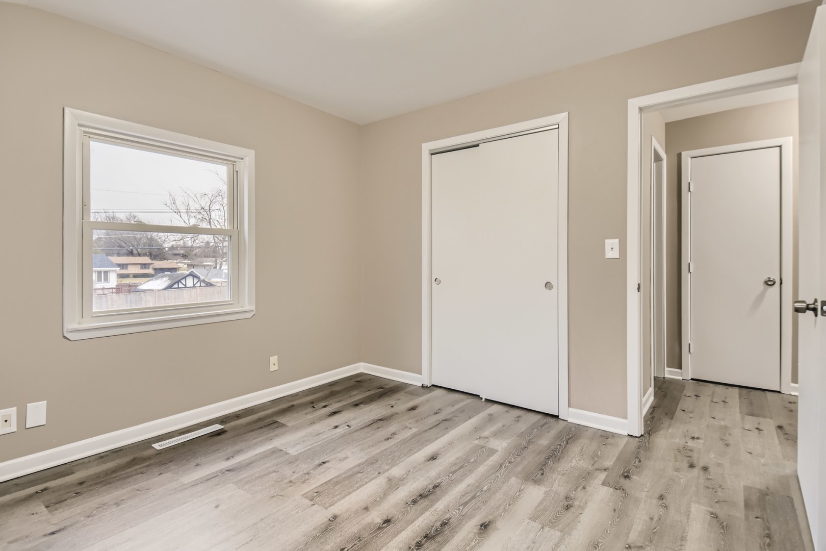 120 Roberts Road New Lenox, IL 60451 - Photo 19 of 26