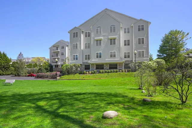 $469,000 | 105 Richards Avenue, Unit 2308, Norwalk, CT 06854