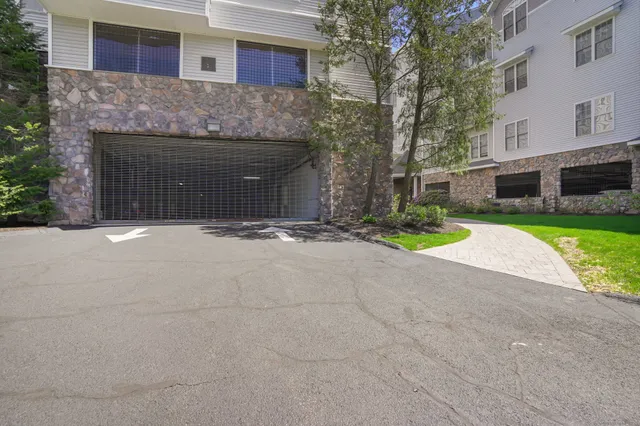 $469,000 | 105 Richards Avenue, Unit 2308, Norwalk, CT 06854