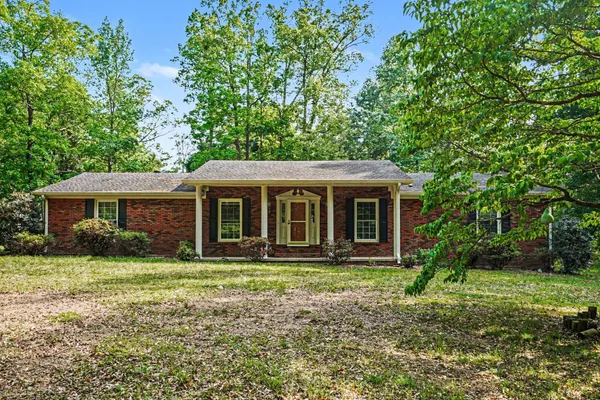 $365,000 | 3005 Highway 52 West, Lafayette, TN 37083