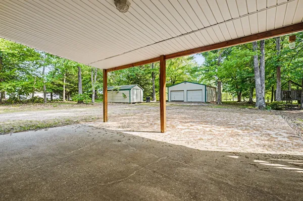 $365,000 | 3005 Highway 52 West, Lafayette, TN 37083