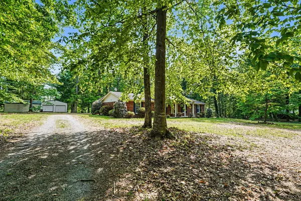 $365,000 | 3005 Highway 52 West, Lafayette, TN 37083