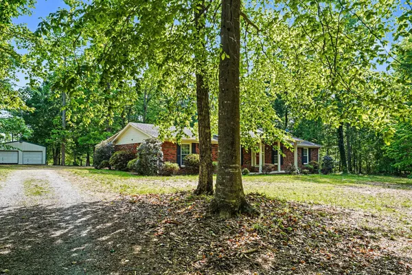 $365,000 | 3005 Highway 52 West, Lafayette, TN 37083