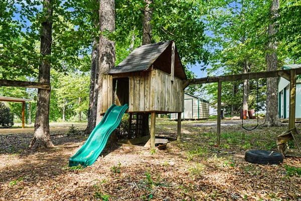 $365,000 | 3005 Highway 52 West, Lafayette, TN 37083