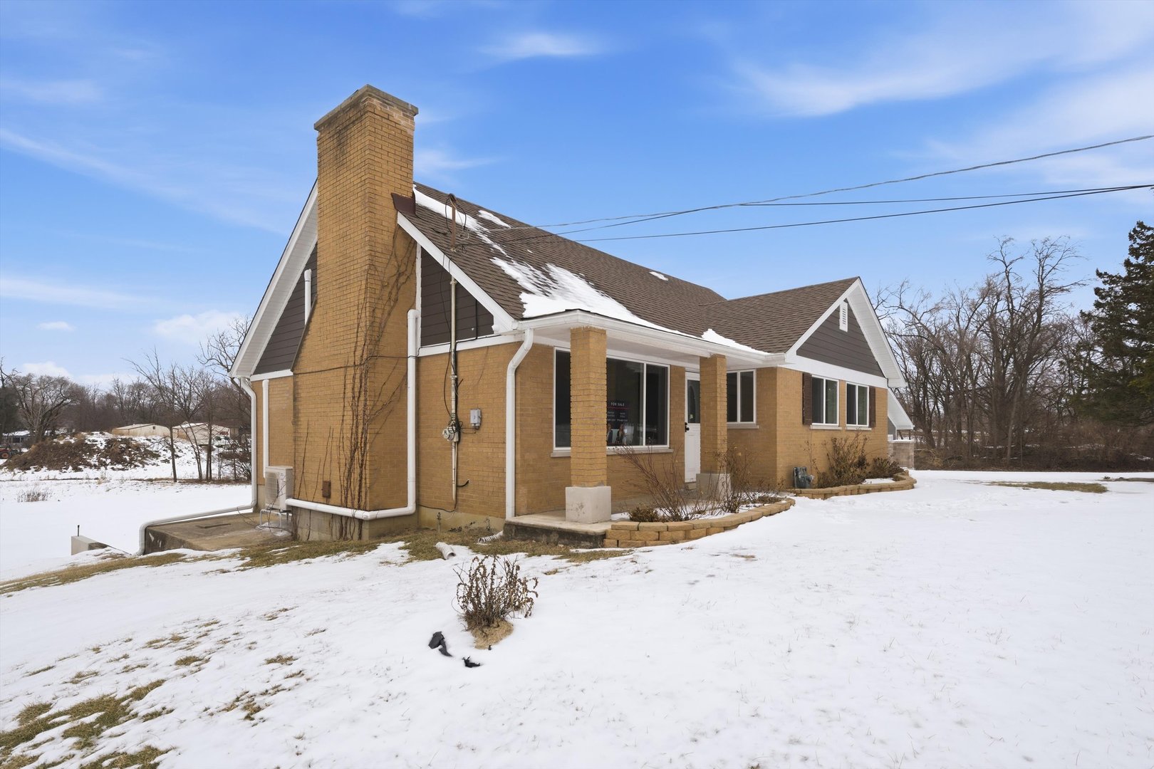 21122 Hillside Road Frankfort, IL 60423 - Photo 40 of 48 a view of a house with snow on the road