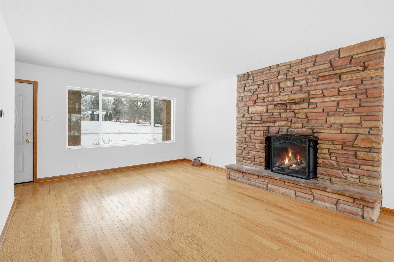 21122 Hillside Road Frankfort, IL 60423 - Photo 5 of 48 a view of an empty room and fire place