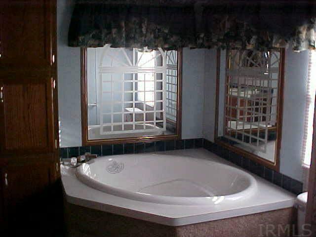 6950 Starr Road Campbellsburg, IN 47108 - Photo 4 of 9